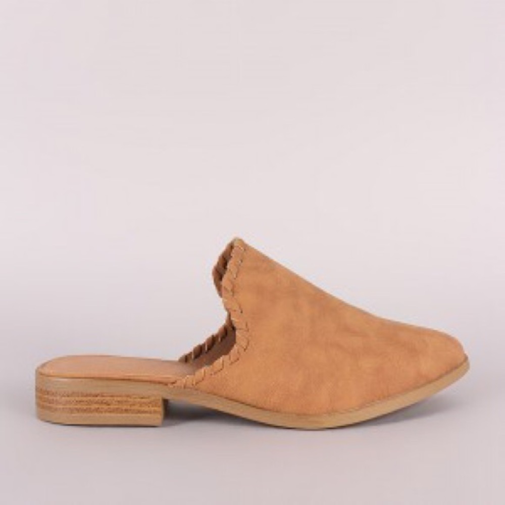 LAST ONE✨ Tan Mules Braided Trim, Vegan Leather - Picture 3 of 4